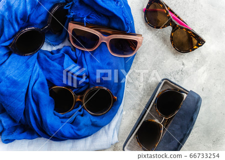 Different fashion sunglasses 66733254