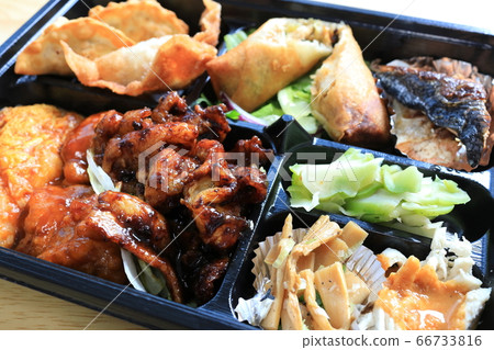 Delicious Chinese box lunch Delicious Chinese box lunch 66733816