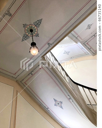 作曲家舒曼居住的舒曼故居的漂亮樓梯 66735140