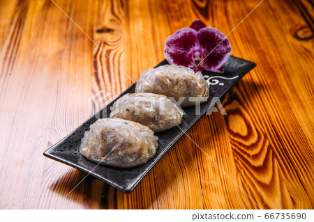 Korean patties starchy pyan-se pygody Korean patties starchy pyan-se pygody 66735690
