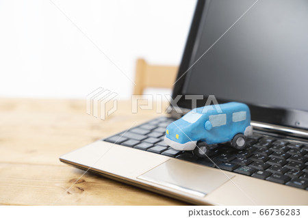 Car insurance Car sharing Used car assessment Car loan Car insurance Car sharing Used car assessment Car loan 66736283