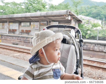 站台嬰兒 站台嬰兒 66738686
