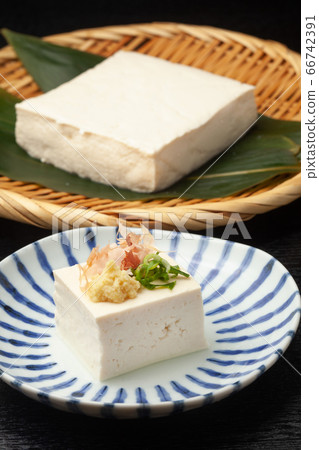 cold tofu 66742391
