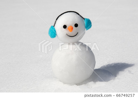 帶著耳罩的雪人 66749257