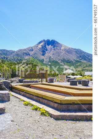 Sky footbath and Mt. Nikko Shirane (vertical) Sky footbath and Mt. Nikko Shirane (vertical) 66749517