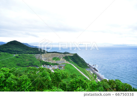 View of Bisha Nohana, the westernmost tip of Honshu (cloudy) 66750338