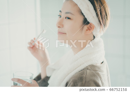 Morning routine of the 30s housewife 66752158