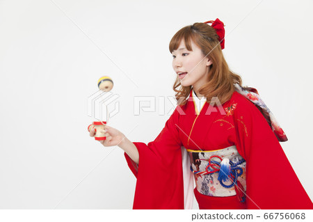 一個穿著玩與劍玉的摺紙的女人 一個穿著玩與劍玉的摺紙的女人 66756068