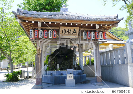 與Genpei戰役有關的神廟,神戶著名的神廟,須磨寺和Gokomizu Koho-iwa岩石 與Genpei戰役有關的神廟,神戶著名的神廟,須磨寺和Gokomizu Koho-iwa岩石 66760468