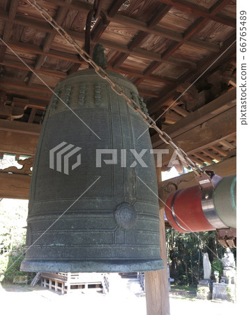 橫濱金澤區著名寺廟中鐘樓的鐘聲（金澤八景的著名夜鐘） 66765489