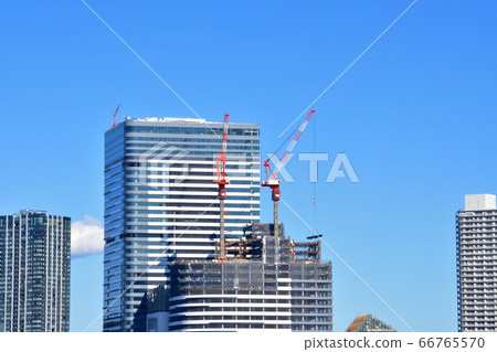 Tower crane 66765570