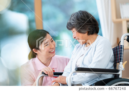 護理形象高級日托護理院 66767248