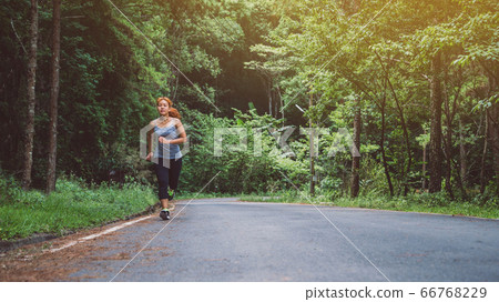 exercise, running, Girl who is running jogging 66768229