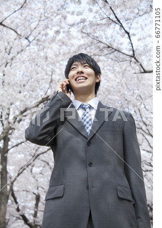 一個商人打電話 一個商人打電話 66771105