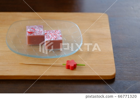 Ruby chocolate Ruby chocolate 66771320