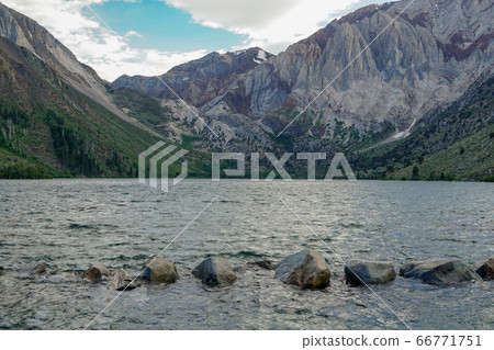 Convict Lake in the Eastern Sierra Nevada mountains, California, Mono County, California, USA. Convict Lake in the Eastern Sierra Nevada mountains, California, Mono County, California, USA. 66771751