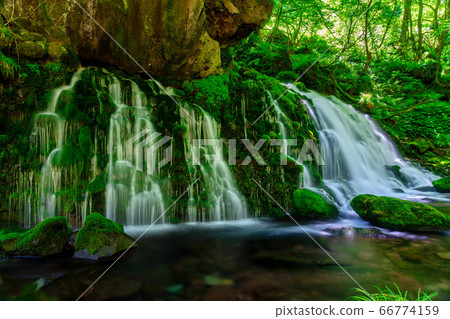 初夏秋田縣尼卡保市的元崎伏ry龍和元崎河流量 初夏秋田縣尼卡保市的元崎伏ry龍和元崎河流量 66774159