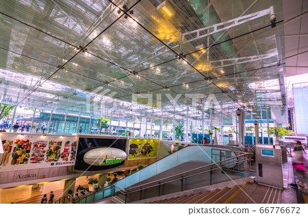 Kawasaki cityscape in Japan, overlooking Kawasaki underground shopping area, Azalea, etc. Kawasaki cityscape in Japan, overlooking Kawasaki underground shopping area, Azalea, etc. 66776672