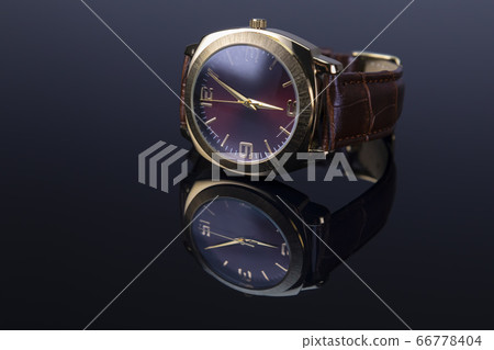 Men watch with leather bracelet on black 66778404