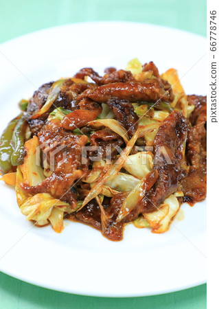 Stir-fried delicious pork cabbage with miso Stir-fried delicious pork cabbage with miso 66778746