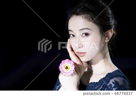女性美女 女性美女 66778837