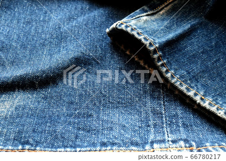 My favorite blue jeans 66780217