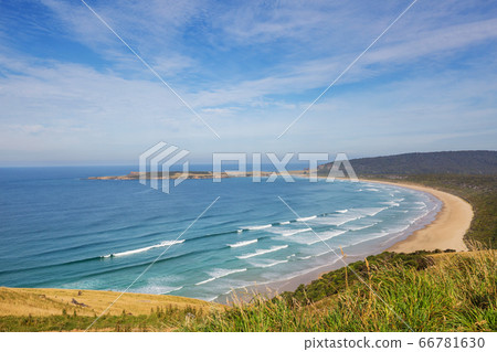 New Zealand coast 66781630