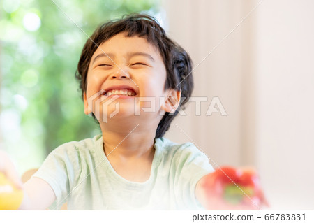Children lifestyle health 66783831