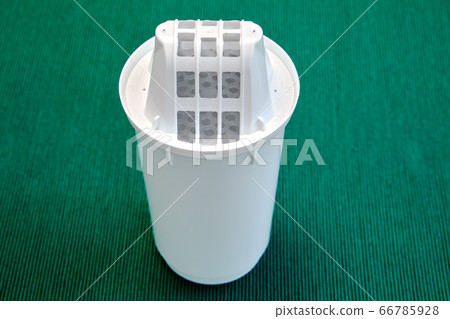 Replaceable cartridge for filter jug on a green. 66785928