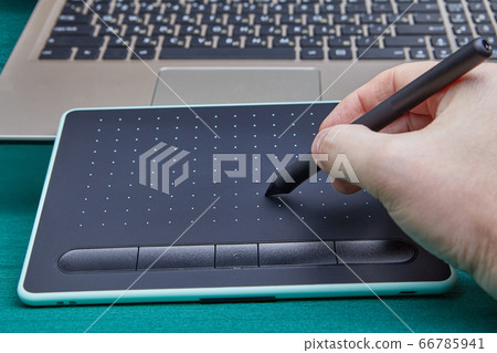 A graphics tablet is an input device for the PC. A graphics tablet is an input device for the PC. 66785941
