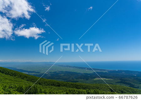 從深海藍線山形縣側秋田縣尼賀保市看到的日本海 66787626