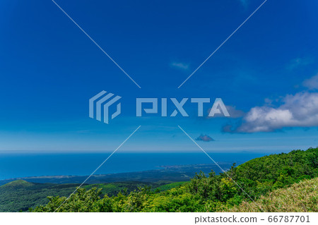 The Sea of Japan as seen from the Chokai Blue Line Akita Prefecture Yusa Town Yamagata Prefecture The Sea of Japan as seen from the Chokai Blue Line Akita Prefecture Yusa Town Yamagata Prefecture 66787701