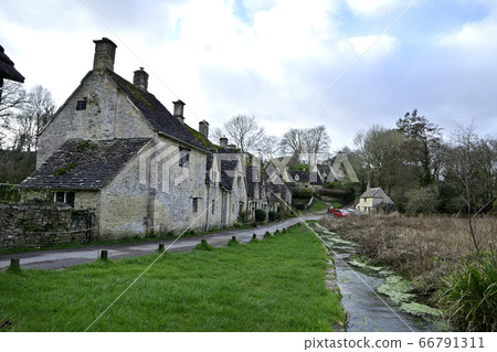 Bibury stone cottage Bibury stone cottage 66791311