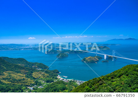 <Ehime Prefecture> View of Kurushima Kaikyo Bridge and Mt. <Ehime Prefecture> View of Kurushima Kaikyo Bridge and Mt. 66791350