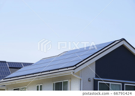 房屋屋頂太陽能電池板施工實例 66791424