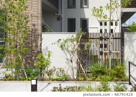 Residential detached image Planting parking garage approach approach design Residential detached image Planting parking garage approach approach design 66791428