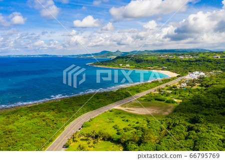 Taiwan Pingtung Eluanbi Lighthouse 66795769
