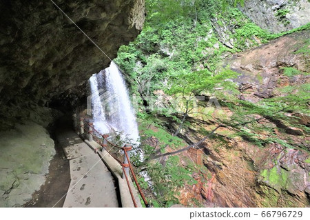 Urami-n-taki（長野縣降雨） 66796729