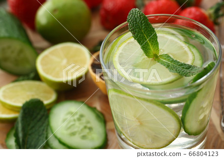 Delicious fresh mojito and limes on table 66804123