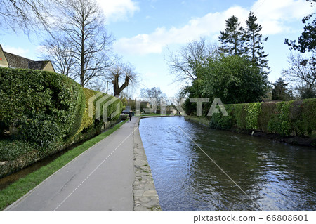 Bourton-on-the-Water Walkway Bourton-on-the-Water Walkway 66808601