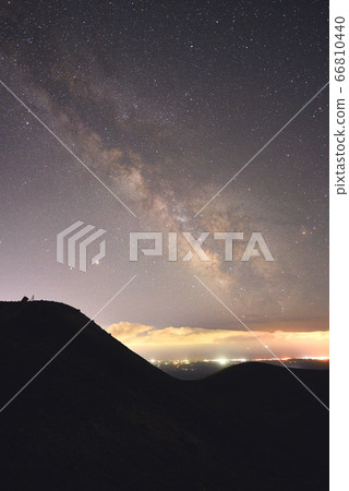 清晨Tarumaeyama 66810440