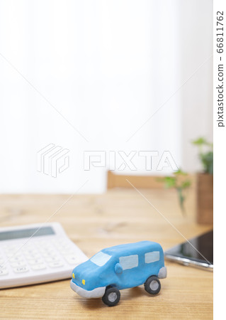 Car insurance, car purchase, used car assessment Car insurance, car purchase, used car assessment 66811762