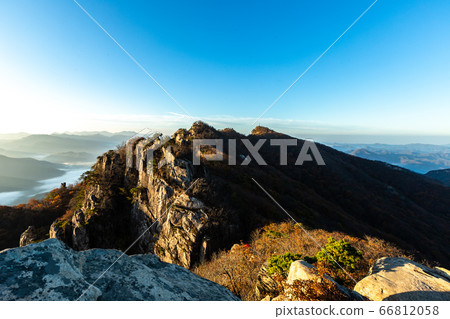 Daedunsan的秋天 66812058