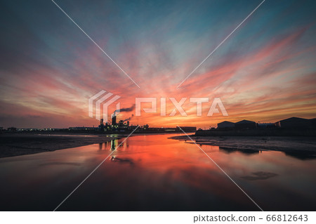 Bukseong Pogu with red sunset Bukseong Pogu with red sunset 66812643
