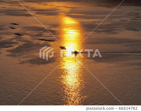 Evening view of Harima Nada seen from Cape Manyo: View of Harima Nada at dusk seen from Cape Manyo 66814762