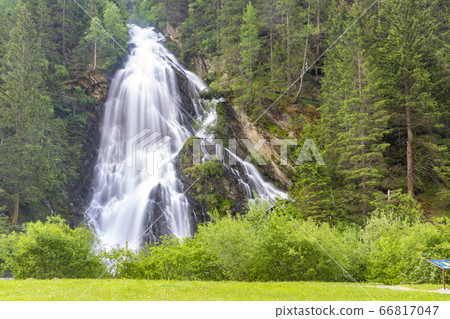 Schleierwasserfall near Kails am Grosglockner, Schleierwasserfall near Kails am Grosglockner, 66817047