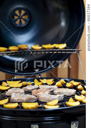 grilled tuna with potatoes on garden grill grilled tuna with potatoes on garden grill 66817164
