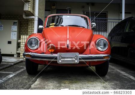 Red volkswagen 66823303