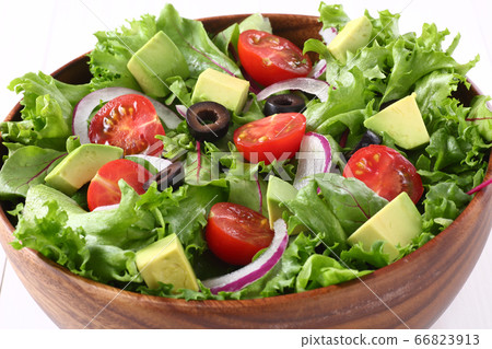Italian salad 66823913