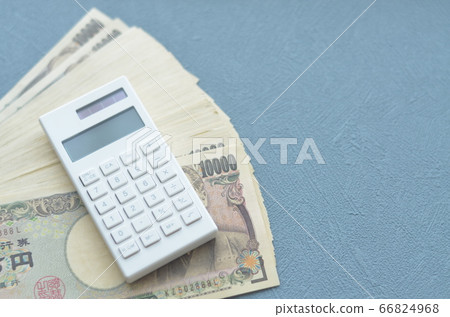 Wallet and calculator Wallet and calculator 66824968